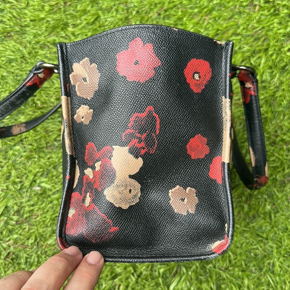 Coach Floral print crossbody tote - Picture 4 of 10